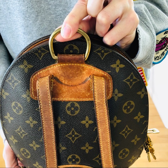 🖤 Louis Vuitton 🖤 Monogram Ellipse Backpack - Picture 4 of 8